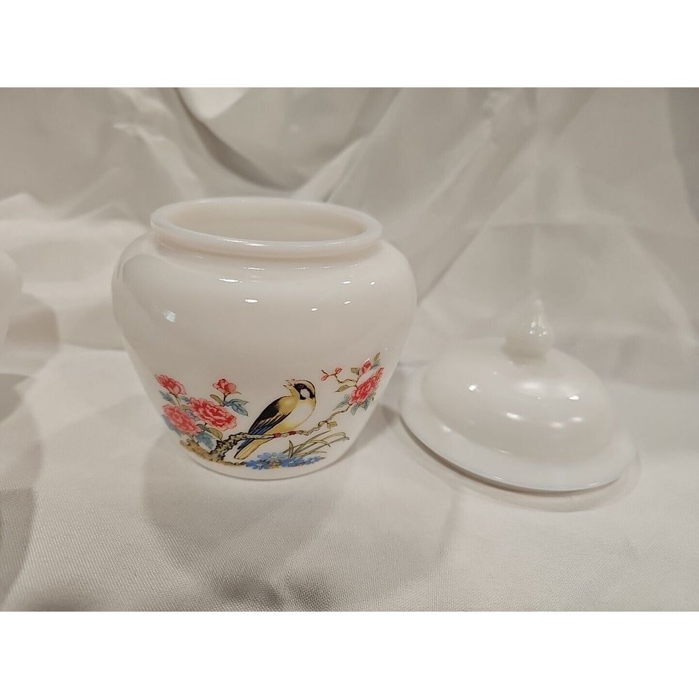VINTAGE AVON Milk Glass Sugar/Ginger Jar 1970s